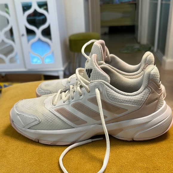 Adidas Women’s White Sneakers - Picture 2 of 9